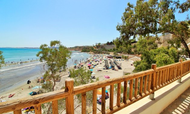 Wiederverkauf - Villa -
Cabo Roig