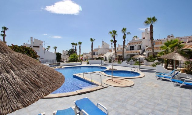 Resale - Townhouse -
Orihuela Costa - Villamartín