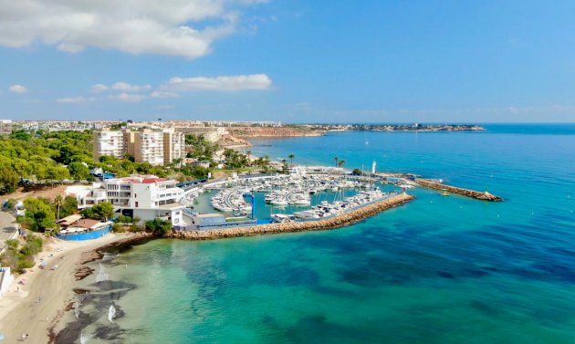 Resale - Townhouse -
Orihuela Costa - Villamartín