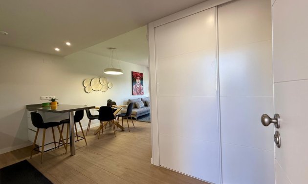 Resale - Apartment -
Villamartín - Villamartin