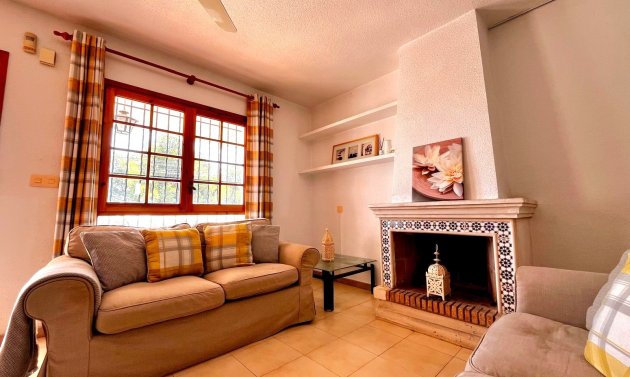 Resale - Townhouse -
Orihuela Costa - Villamartín