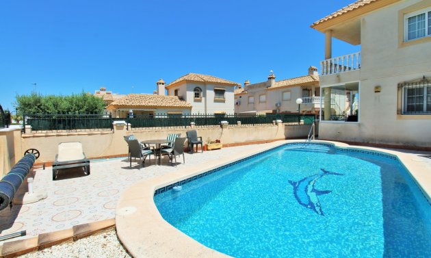 Resale - Apartment -
Villamartín - PAU 8