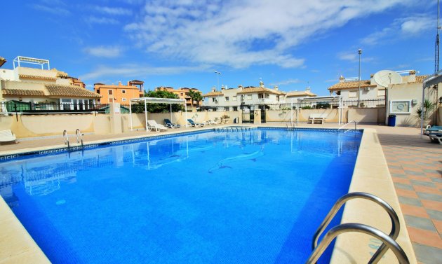 Resale - Apartment -
Villamartín - PAU 8