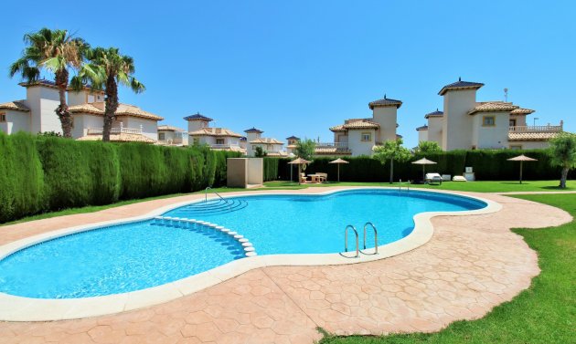 Reventa - Adosado -
La Zenia