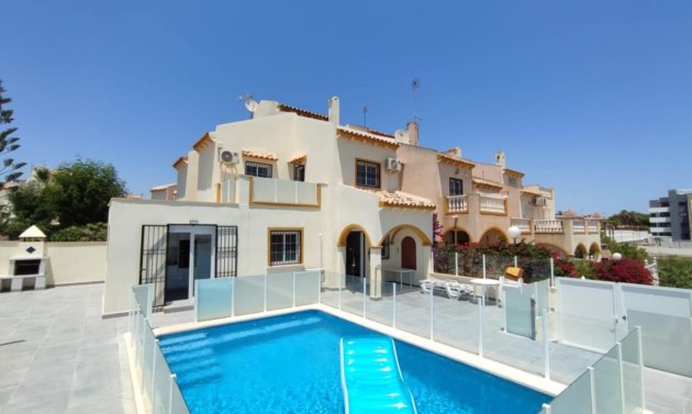 Resale - Townhouse -
Playa Flamenca - Play Flamenca