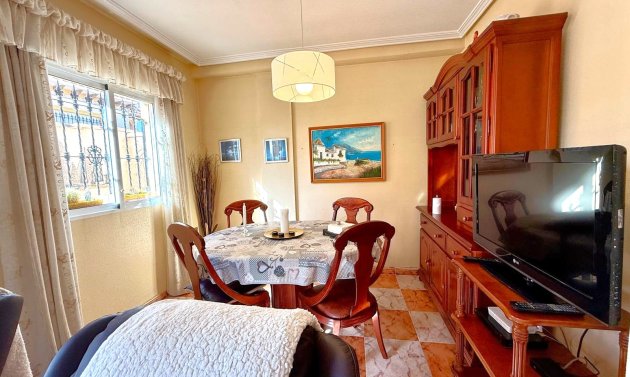Resale - Townhouse -
Orihuela Costa - Villamartín