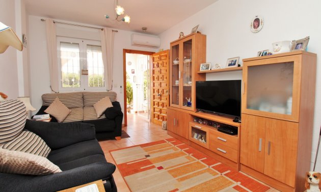 Återförsäljning - Radhus -
Villamartín - Villamartin