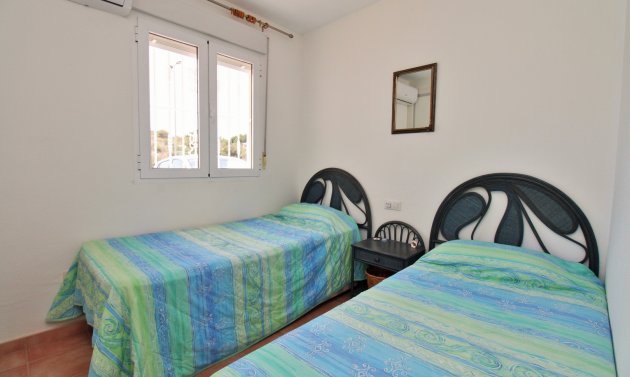 Återförsäljning - Radhus -
Villamartín - Villamartin