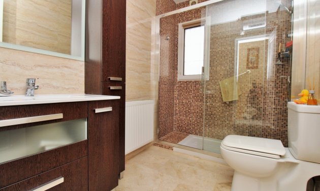 Resale - Villa -
Villamartín - Los Dolses
