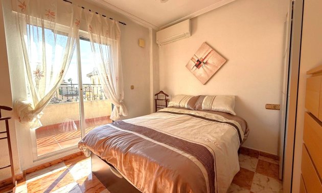 Resale - Townhouse -
Orihuela Costa - Villamartín