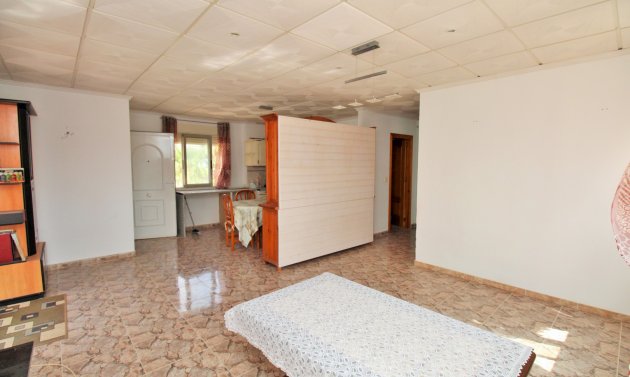 Wiederverkauf - Kommerziell -
Villamartín - Villamartin