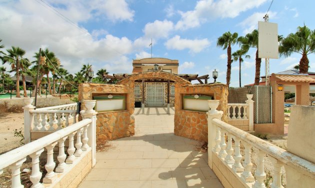 Wiederverkauf - Kommerziell -
Villamartín - Villamartin