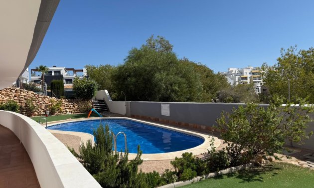 Resale - Apartment -
Orihuela Costa