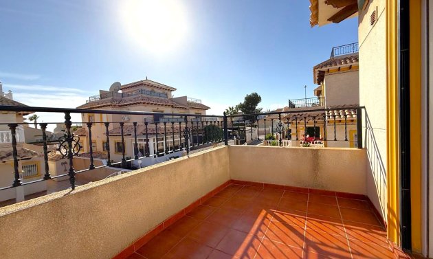 Resale - Townhouse -
Orihuela Costa - Villamartín