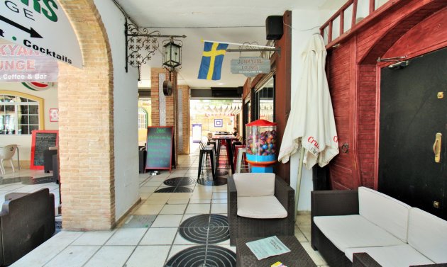 Resale - Commercial -
Villamartín - Villamartin