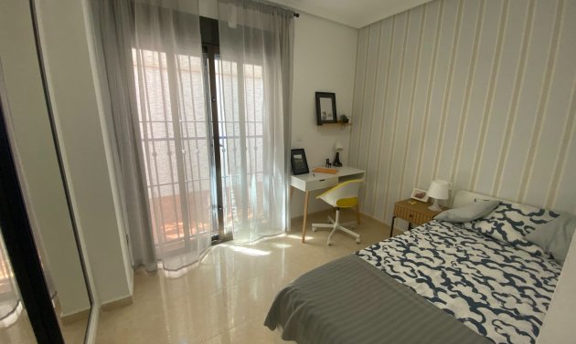 Resale - Townhouse -
San Miguel de Salinas