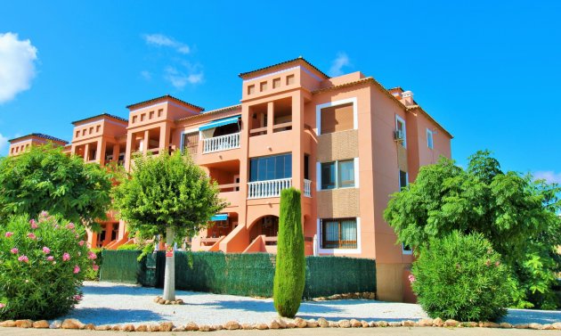 Resale - Apartment -
Villamartín - PAU 8