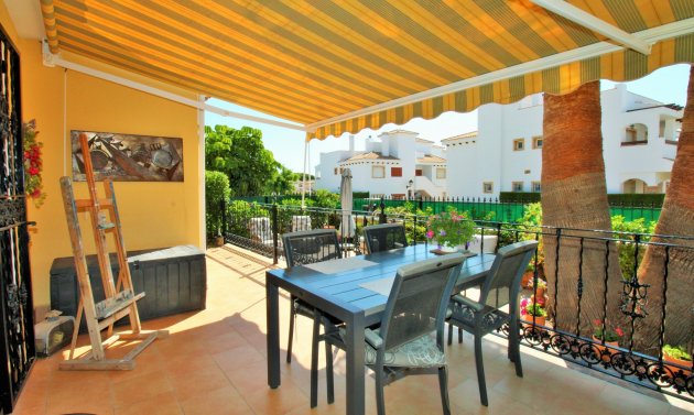 Resale - Villa -
Villamartín - Los Dolses