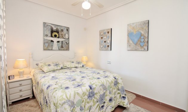Resale - Villa -
Villamartín - Los Dolses