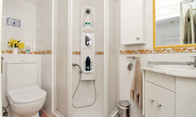 Resale - Villa -
Villamartín - Los Dolses