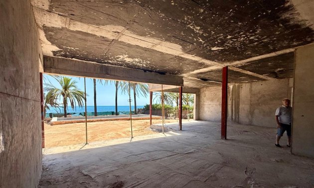 Obra nueva - Detached Villa -
Orihuela Costa - Punta Prima