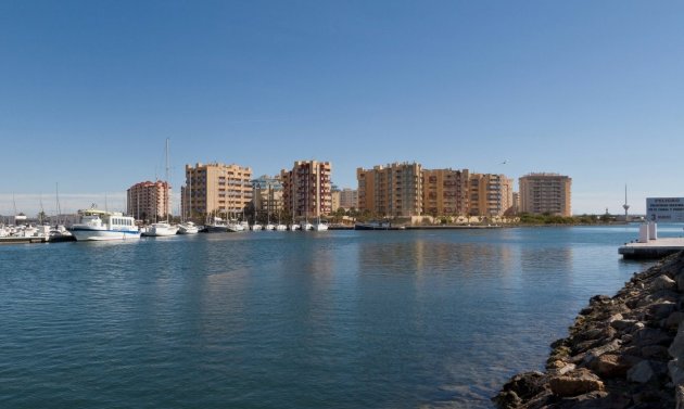 Neue Gebäude - Wohnung -
La Manga del Mar Menor - La Manga