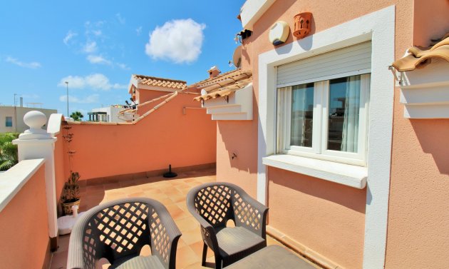 Återförsäljning - Detached Villa -
Cabo Roig