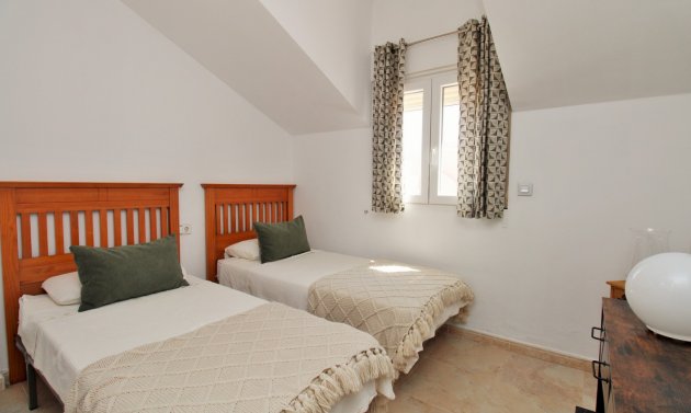 Återförsäljning - Detached Villa -
Cabo Roig