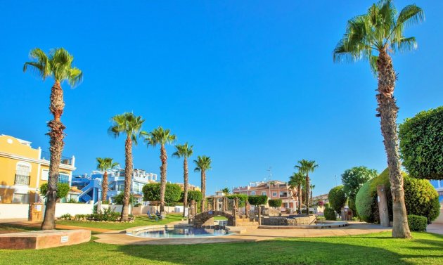 Återförsäljning - Detached Villa -
Cabo Roig