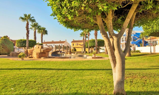 Återförsäljning - Detached Villa -
Cabo Roig