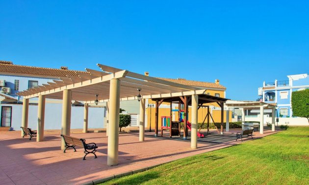 Återförsäljning - Detached Villa -
Cabo Roig