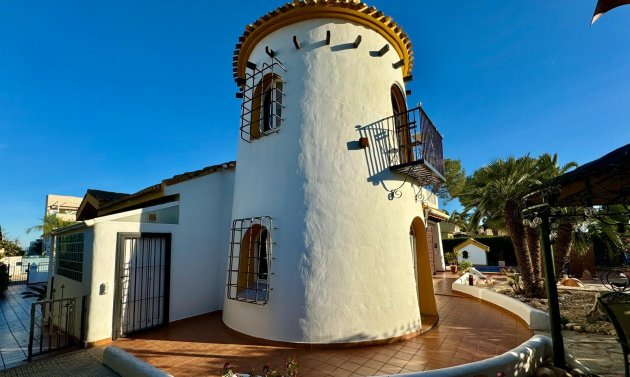 Short Term Rental - Detached Villa -
Orihuela Costa - Villamartín