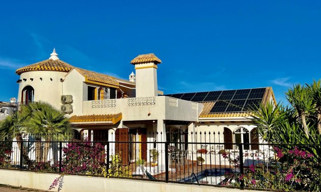 Short Term Rental - Detached Villa -
Orihuela Costa - Villamartín