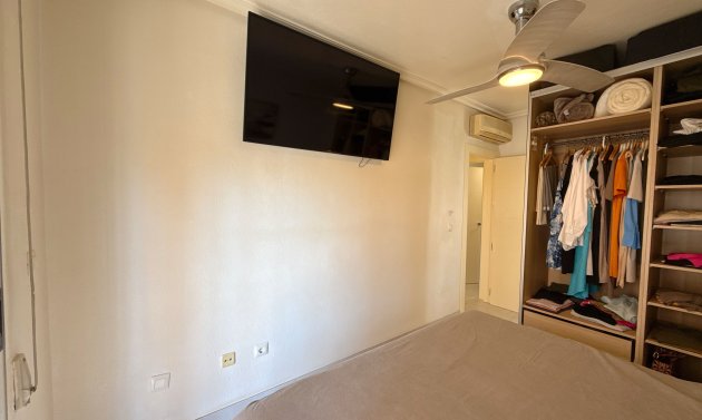 Resale - Apartamento -
Cabo Roig