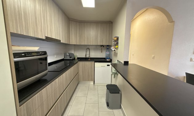 Resale - Apartamento -
Cabo Roig