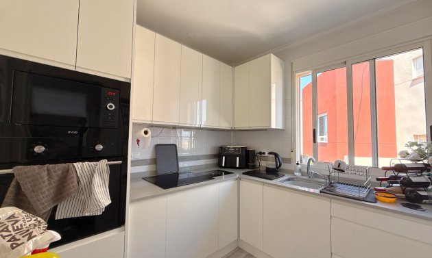 Resale - Townhouse -
Villamartín - Blue Lagoon