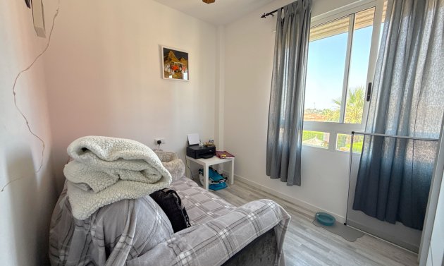 Resale - Townhouse -
Villamartín - Blue Lagoon
