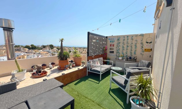 Resale - Townhouse -
Villamartín - Blue Lagoon