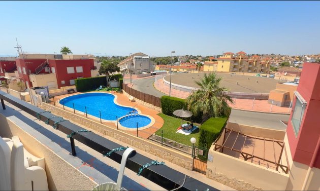 Resale - Townhouse -
Villamartín - Blue Lagoon