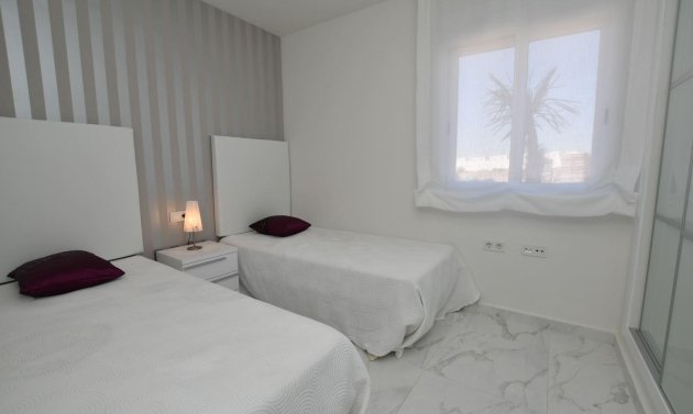 Nybyggnation - Bungalow -
San Miguel de Salinas - La Cañada
