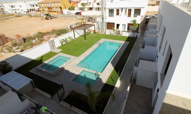 New Build - Townhouse -
Pilar de la Horadada - parque Andromeda