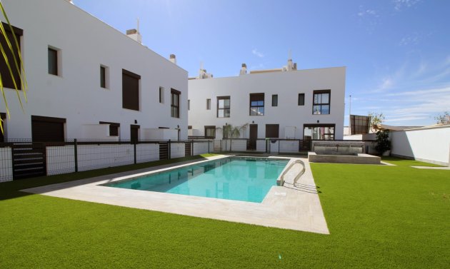 New Build - Townhouse -
Pilar de la Horadada - parque Andromeda