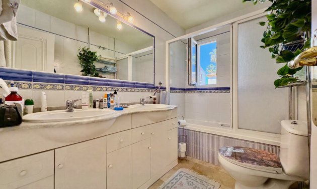 Reventa - Detached Villa -
Orihuela Costa - Villamartín