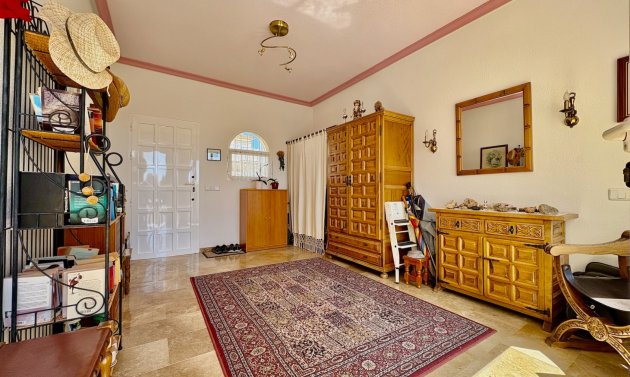 Reventa - Detached Villa -
Orihuela Costa - Villamartín