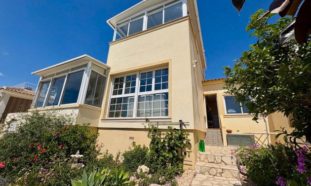 Reventa - Detached Villa -
Orihuela Costa - Villamartín