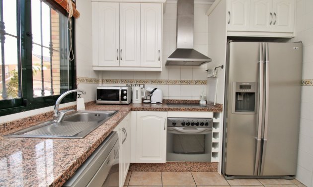 Återförsäljning - Detached Villa -
Villamartín - Villamartin