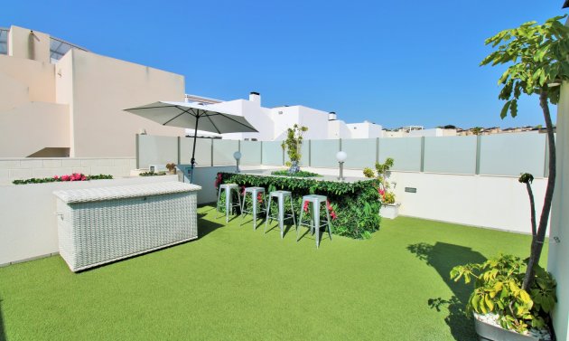 Resale - Villa -
Villamartín - Villamartin