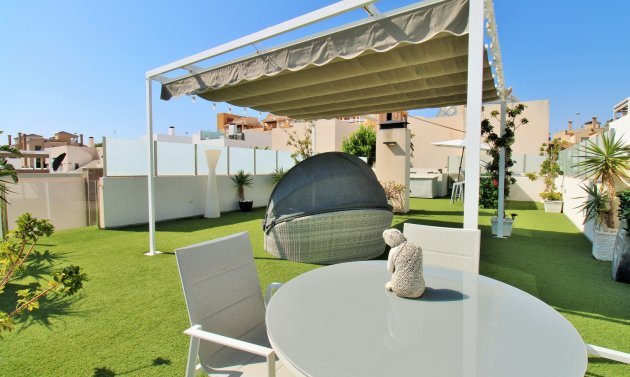 Resale - Villa -
Villamartín - Villamartin