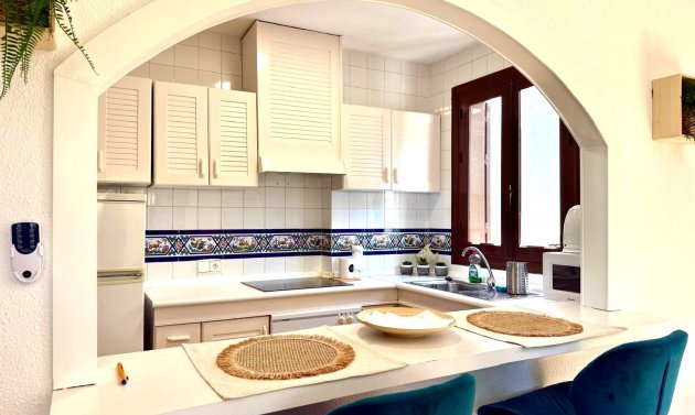 Långtidsuthyrning - Lägenhet -
Orihuela Costa - Villamartín