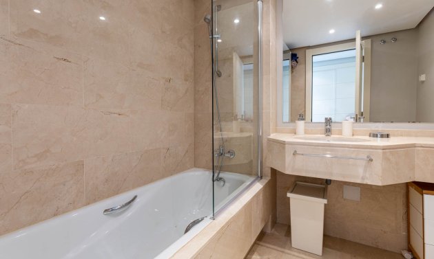 Resale - Apartment -
San Miguel de Salinas